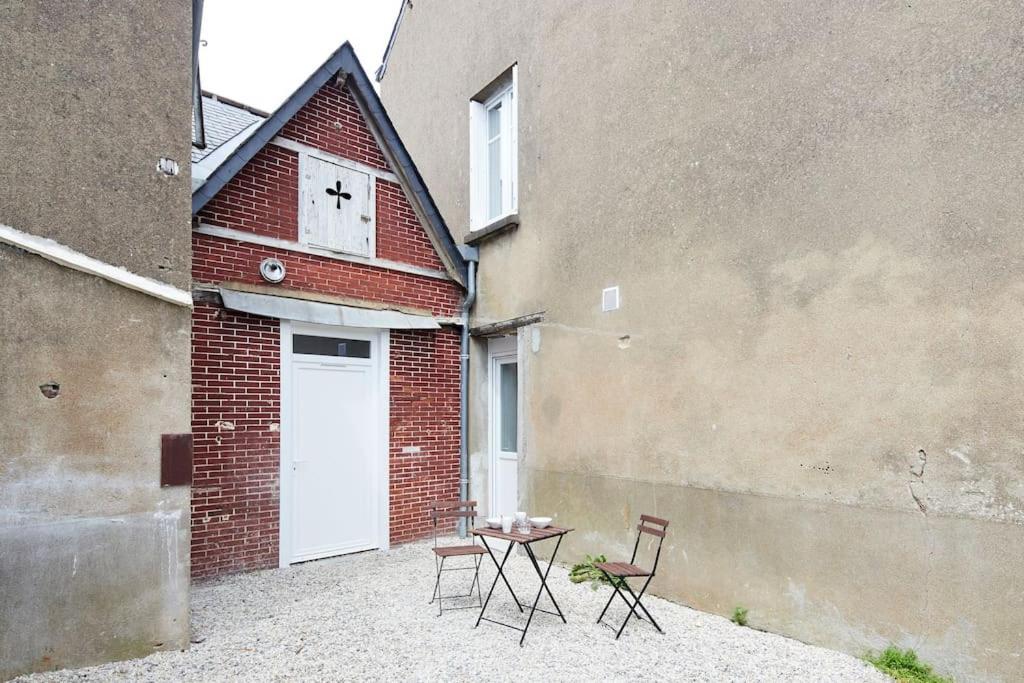 Le Grand Bleu - Wifi Fibre/Linge/Acces Cour Apartment Vallons-de-l'Erdre Exterior photo
